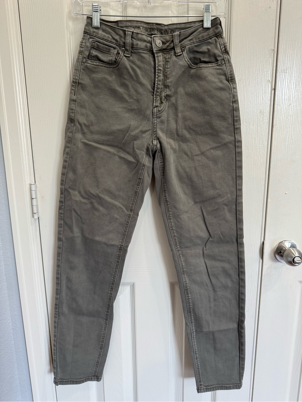 American Eagle Outfitters Mom Jeans in Gray Olive